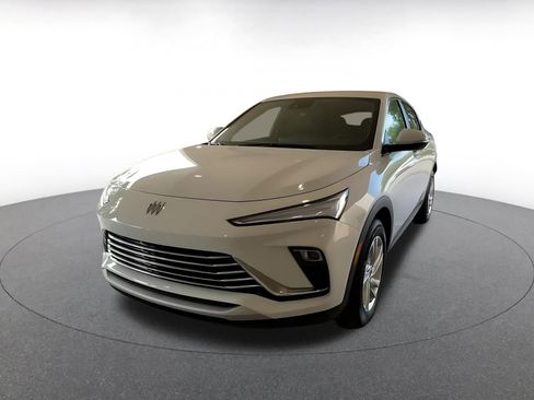 Used 2025 Buick Envista Preferred image 7