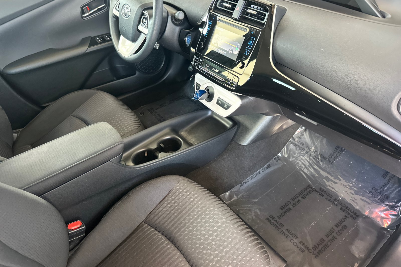 Certified 2017 Toyota Prius Two w/ Carpet Mat Package FWD image 19