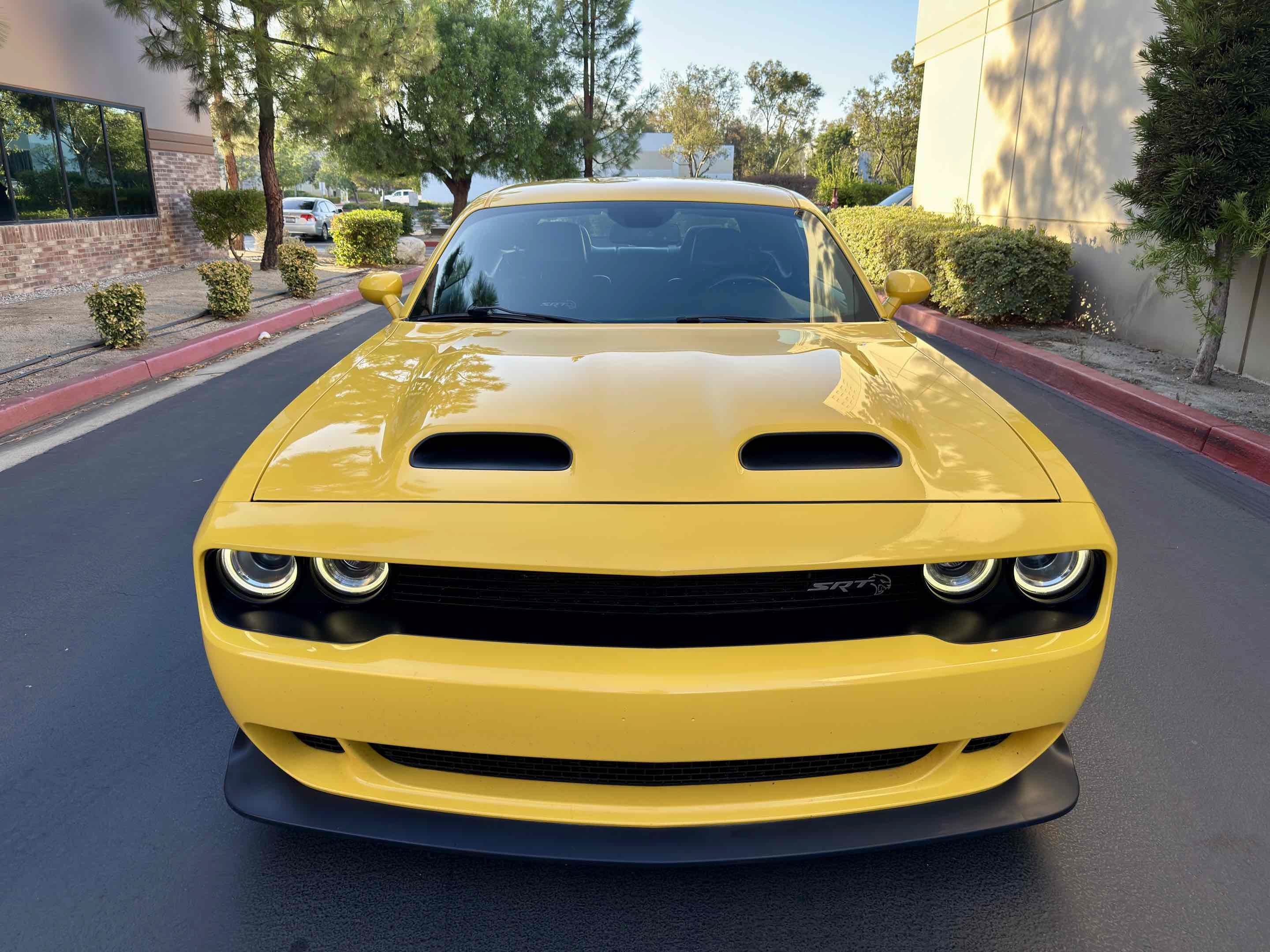 Used 2019 Dodge Challenger SRT Hellcat w/ Widebody Package RWD image 15