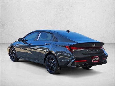 New 2026 Hyundai Elantra Sport image 9