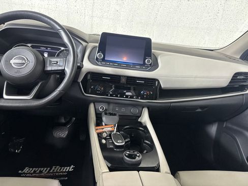 Used 2023 Nissan Rogue SL AWD/4WD image 25