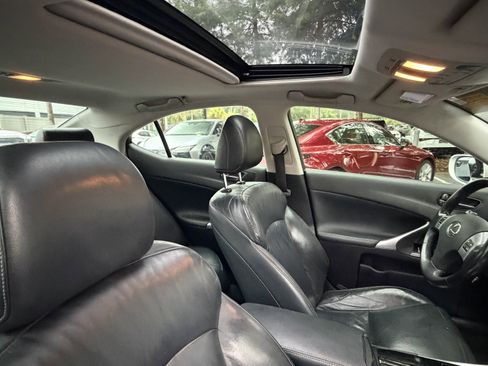 Used 2011 Lexus IS 250 RWD image 42