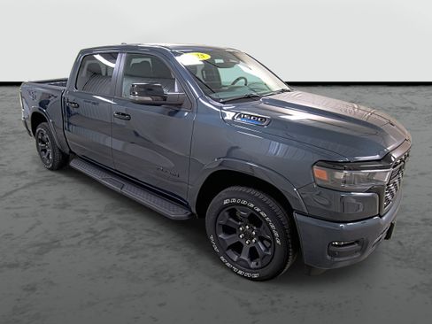Used 2025 RAM 1500 Big Horn AWD/4WD image 5