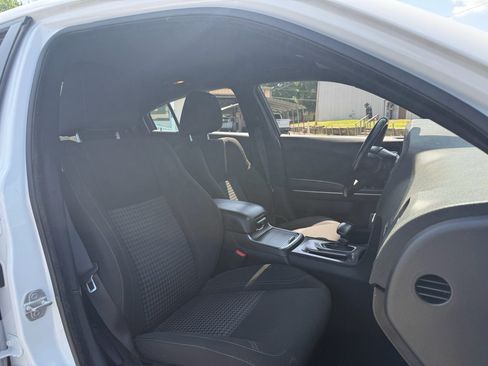 Used 2023 Dodge Charger SXT RWD image 27