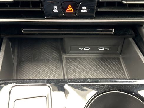 Used 2024 Volkswagen Atlas Cross Sport SEL R-Line AWD/4WD image 24