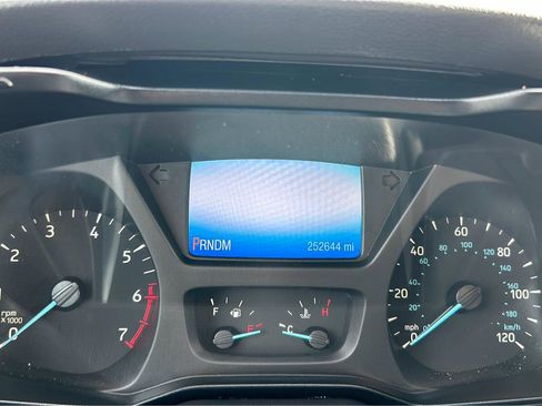 Used 2016 Ford Transit 250 130 Low Roof image 18