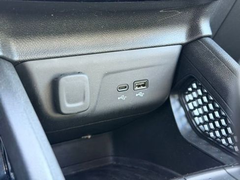 Certified 2024 Chevrolet TrailBlazer LT w/ LT Cold Weather Package image 15