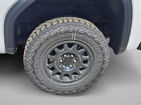 New 2026 GMC Sierra 1500 AT4X w/ AT4X AEV Edition image 9