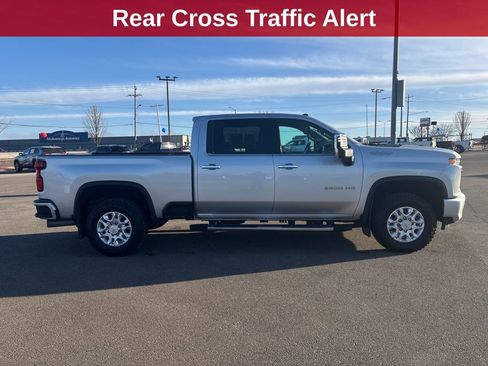 Used 2020 Chevrolet Silverado 2500 High Country w/ Z71 Off-Road Package image 7