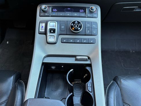 Used 2022 Hyundai Palisade Calligraphy image 36