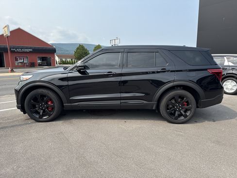 Used 2022 Ford Explorer ST w/ Equipment Group 401A AWD/4WD image 12