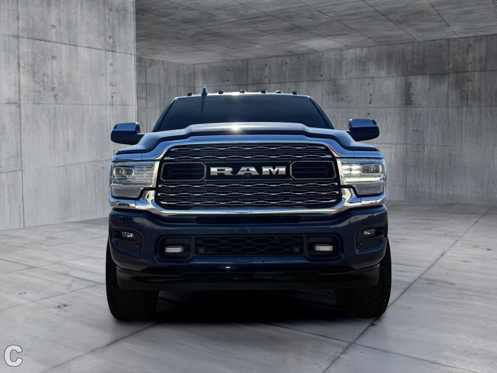 Used 2019 RAM 2500 Limited AWD/4WD image 9