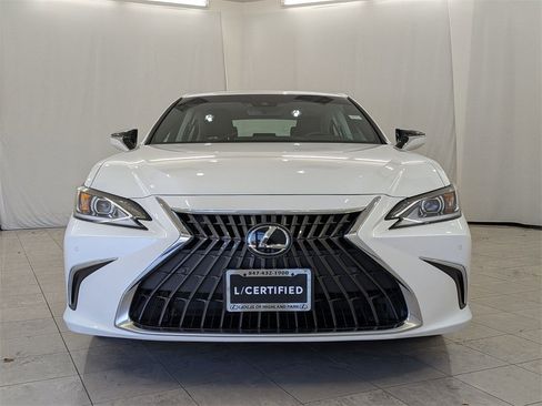 Used 2024 Lexus ES 300h w/ Premium Package image 3