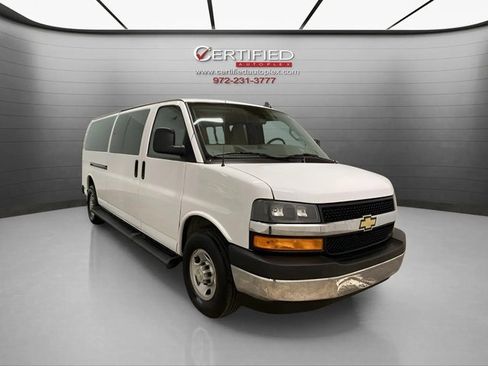 Used 2023 Chevrolet Express 3500 LT w/ LT Preferred Equipment Group image 3