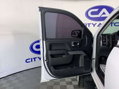 Used 2018 Chevrolet Silverado 1500 LTZ Z71 AWD/4WD image 14