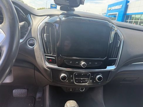 Used 2020 Chevrolet Traverse LT AWD/4WD image 11