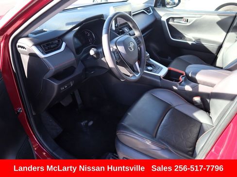 Used 2024 Toyota RAV4 Adventure image 17