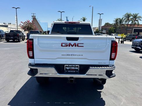 New 2025 GMC Sierra 2500 SLE w/ SLE Value Package; image 6