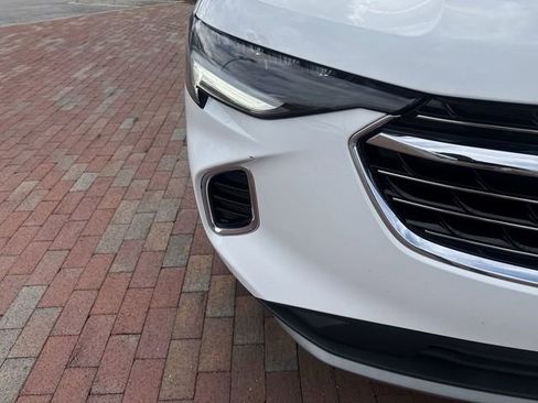 Used 2022 Buick Envision Preferred image 21