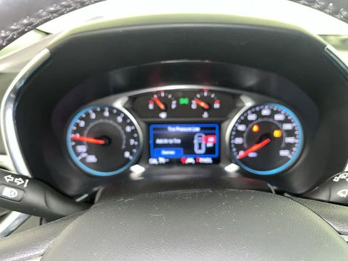 Used 2022 Chevrolet Equinox LT image 17