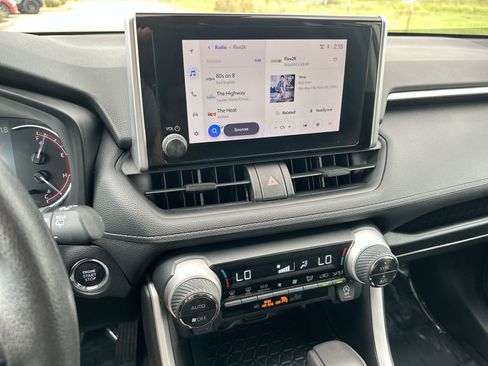 Used 2024 Toyota RAV4 XLE image 16