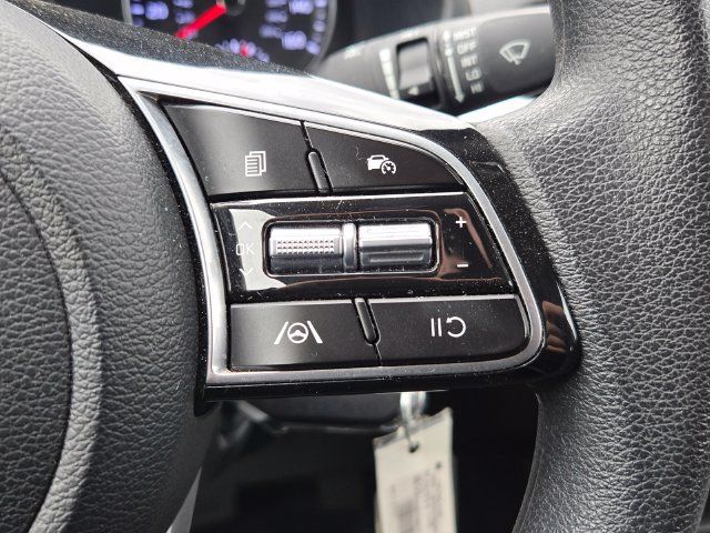 Certified 2024 Kia Forte LXS FWD image 18