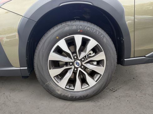 New 2025 Subaru Outback Limited image 14