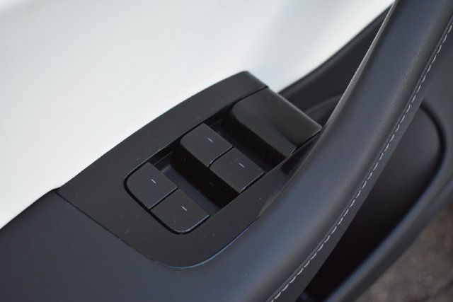 Used 2020 Tesla Model 3 Standard Range Plus RWD image 20