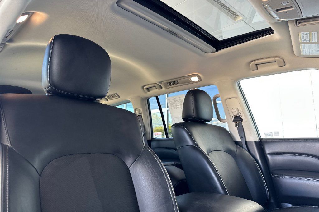 Used 2022 INFINITI QX80 Luxe w/ Cargo Package AWD/4WD image 21