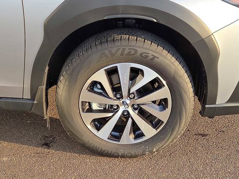 Certified 2025 Subaru Outback image 8