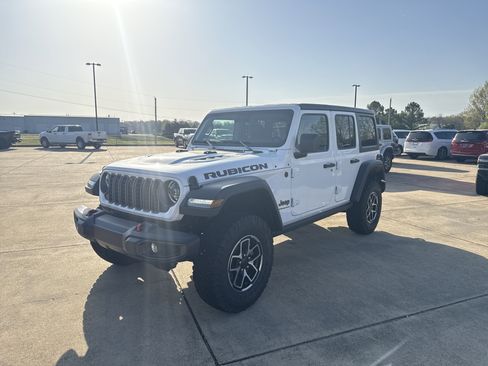 New 2025 Jeep Wrangler Unlimited Rubicon w/ Safety Group image 2