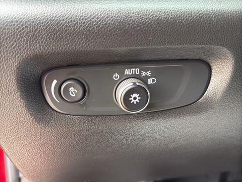 Used 2023 Chevrolet Traverse LT w/ LPO, Floor Liner Package AWD/4WD image 14