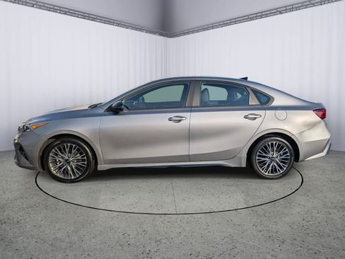 Used 2023 Kia Forte GT-Line w/ GT-Line Premium Package image 5