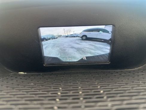 Used 2018 Ford Transit 150 XL image 15