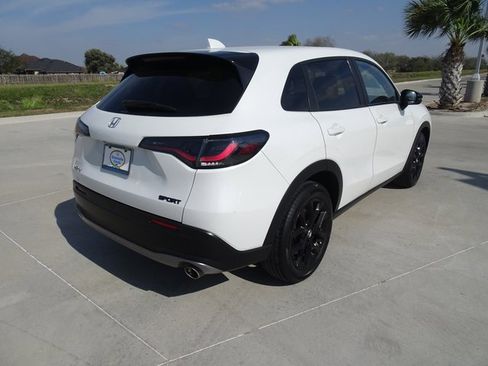 Certified 2023 Honda HR-V Sport image 4