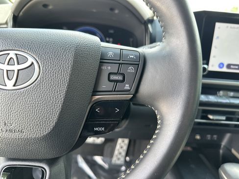 Certified 2025 Toyota Camry SE FWD image 20