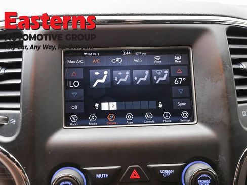 Used 2021 Jeep Grand Cherokee Laredo AWD/4WD image 19