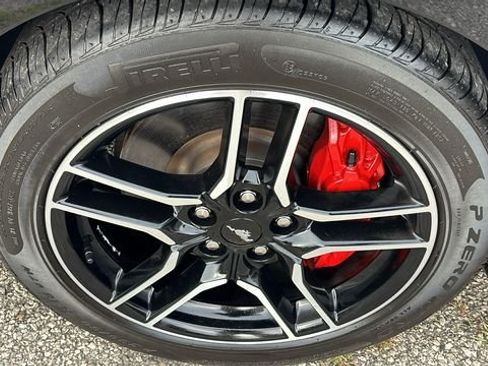 Used 2022 Ford Mustang GT Premium w/ Equipment Group 401A RWD image 32