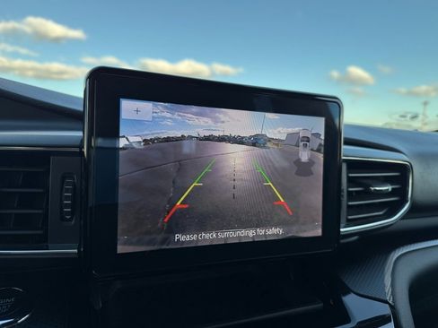 Used 2022 Ford Explorer ST w/ ST Street Pack image 24