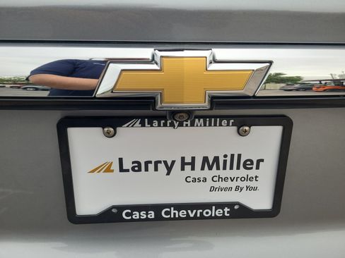 Used 2023 Chevrolet Traverse LT w/ LPO, Floor Liner Package AWD/4WD image 26