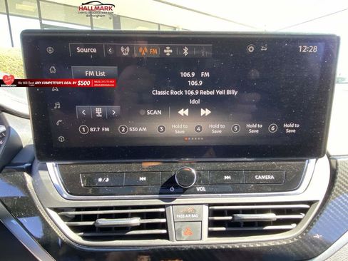 Used 2024 Nissan Altima 2.0 SR image 16