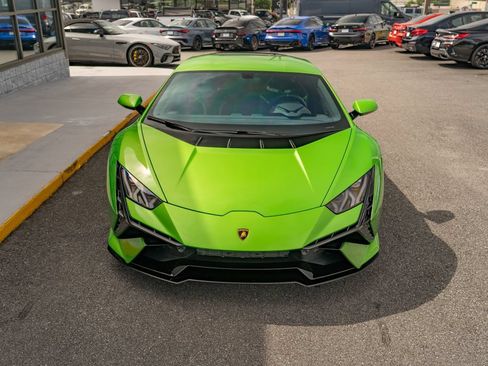 Used 2024 Lamborghini Huracan Tecnica RWD image 16