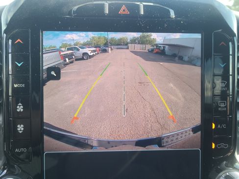 Used 2023 RAM 1500 Laramie AWD/4WD image 19