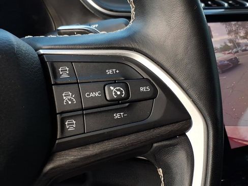 Used 2021 Jeep Grand Cherokee L Limited image 24