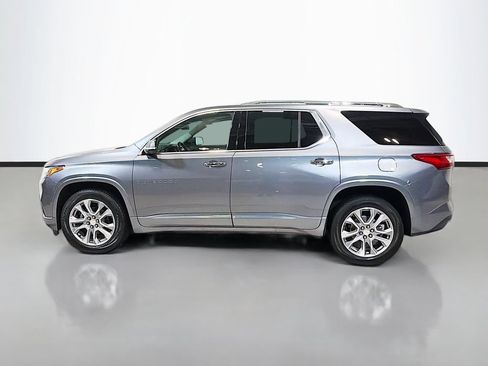 Used 2020 Chevrolet Traverse Premier FWD image 6
