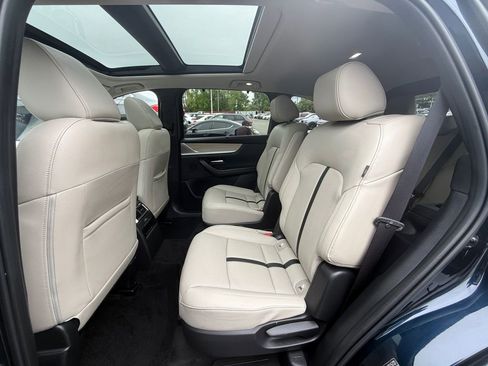Used 2024 MAZDA CX-90 Plug-In Hybrid w/ Premium Pkg AWD/4WD image 24
