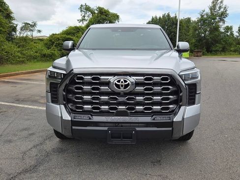 Used 2025 Toyota Tundra Platinum AWD/4WD image 2