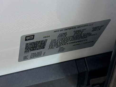 Used 2024 Cadillac Escalade Luxury image 34