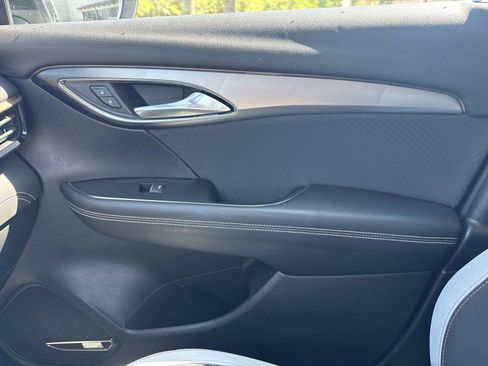 Used 2025 Buick Envision Sport Touring image 22