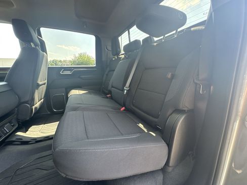 Used 2025 GMC Sierra 3500 SLE w/ SLE Value Package AWD/4WD image 23
